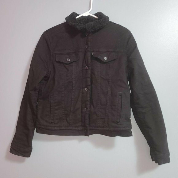 Levi's Big Girls Short Black Embossed Trucker